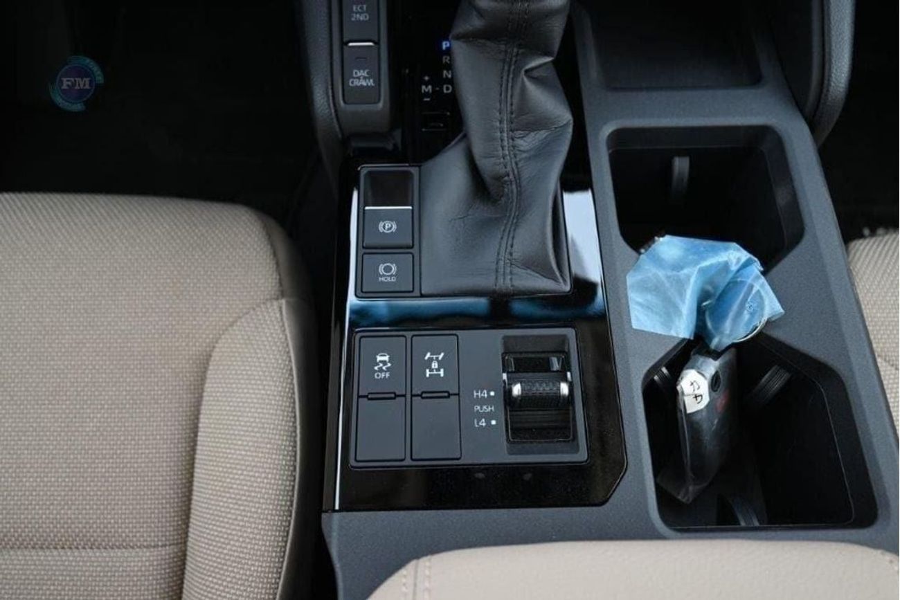 تويوتا برادو TXL1 2.4L Turbo Petrol Automatic