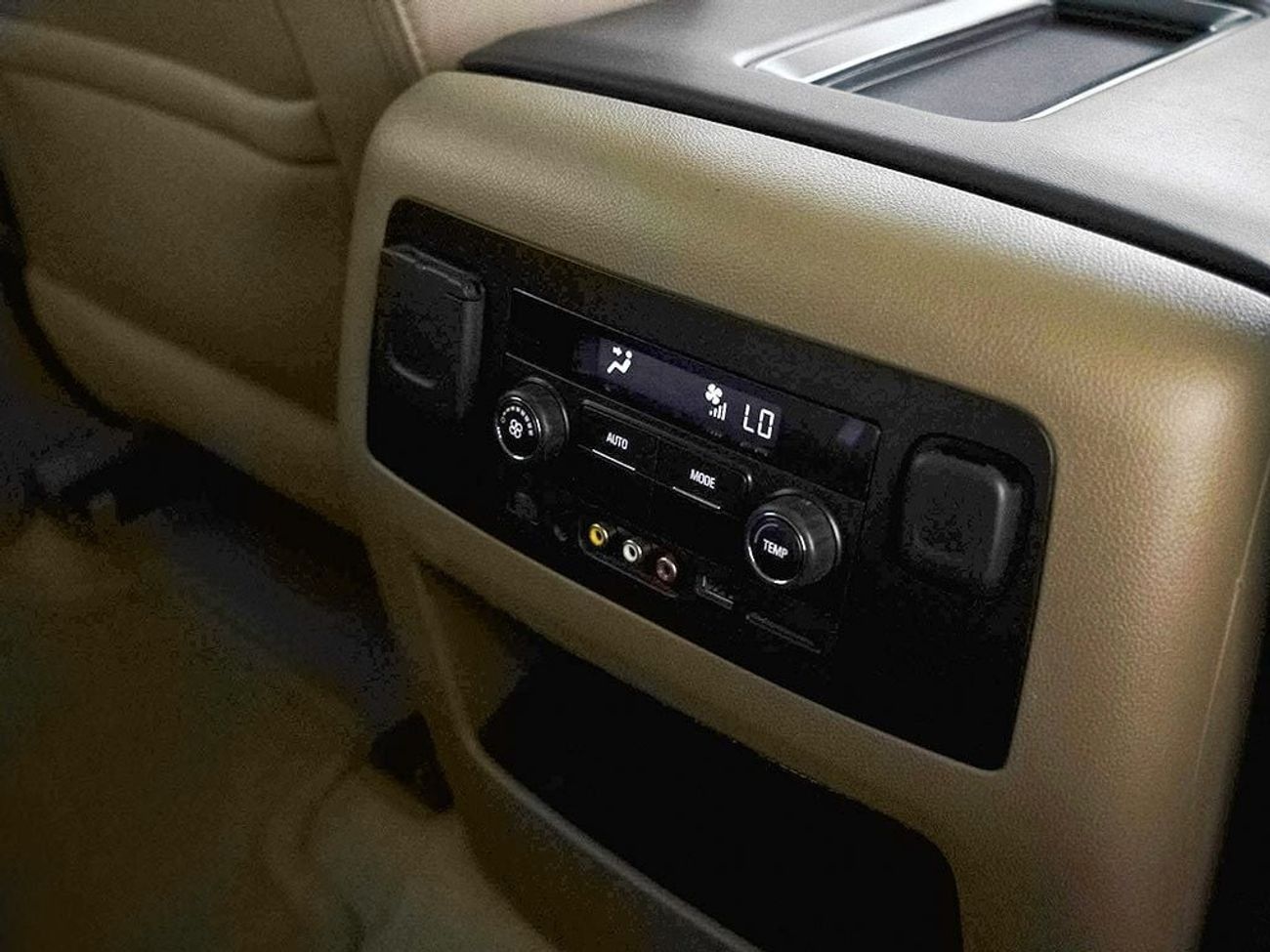 Chevrolet Tahoe 1LT 5.3L