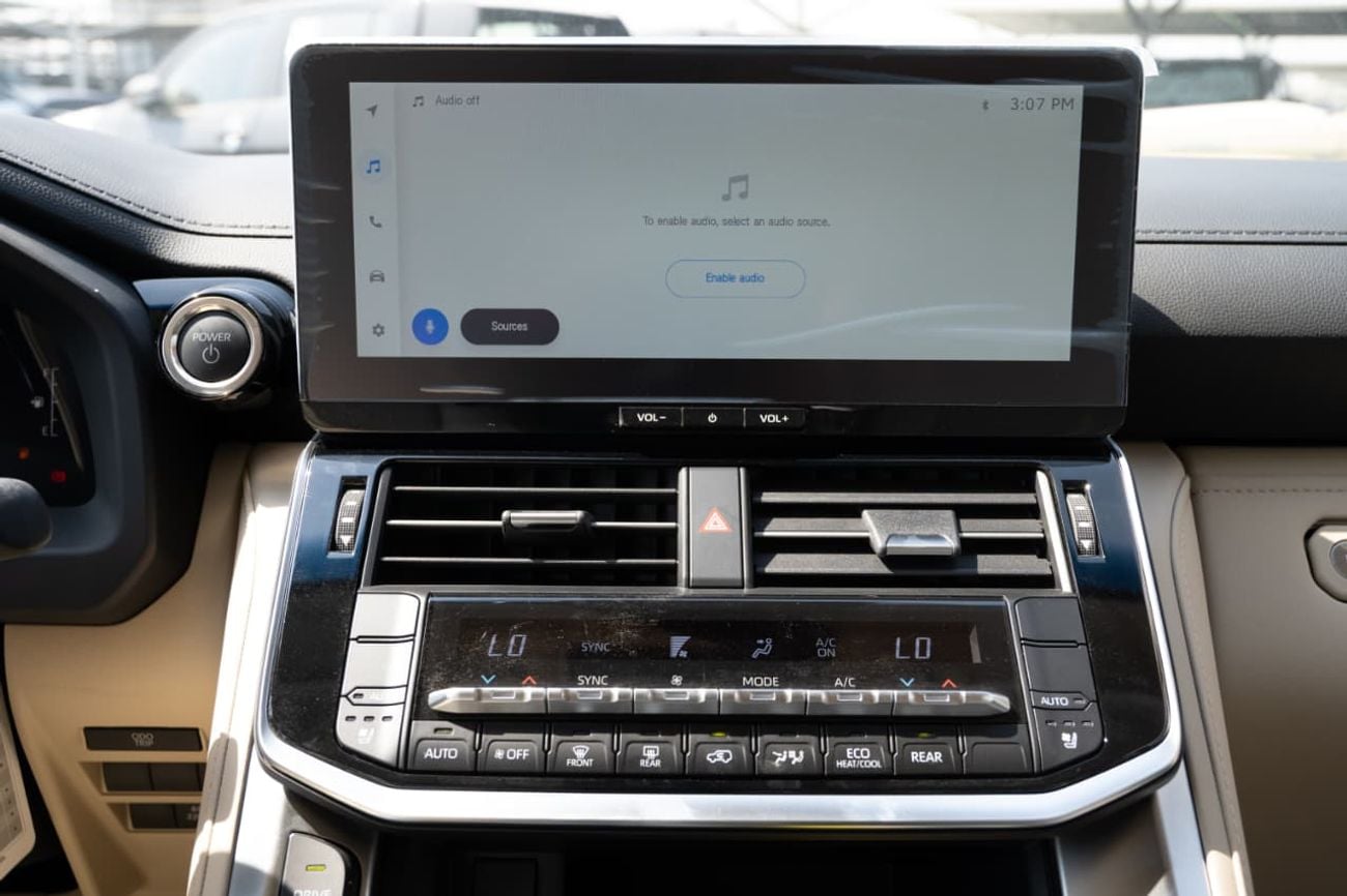 تويوتا لاند كروزر GXR V2 3.5L TT HEV 2026