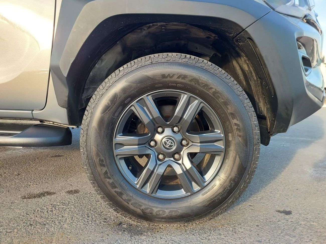 تويوتا هيلوكس TOYOTA HILUX PICKUP RHD 2022 MODEL 2.8 L DIESEL AUTOMATIC(PM77151)