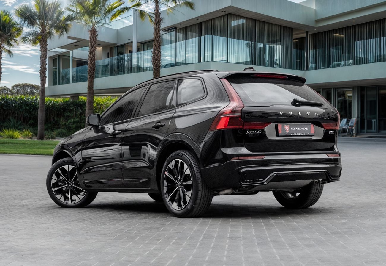 Volvo XC60 XC60 Ultra Dark | 4,015 P.M | 0% Downpayment | 5 Year Volvo Warranty + Service!
