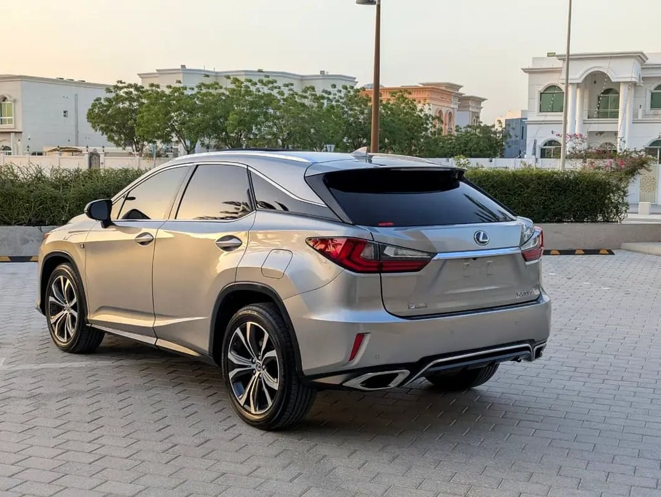 لكزس RX 350 RX 350 F Sport - American Specs - Excellent Condition