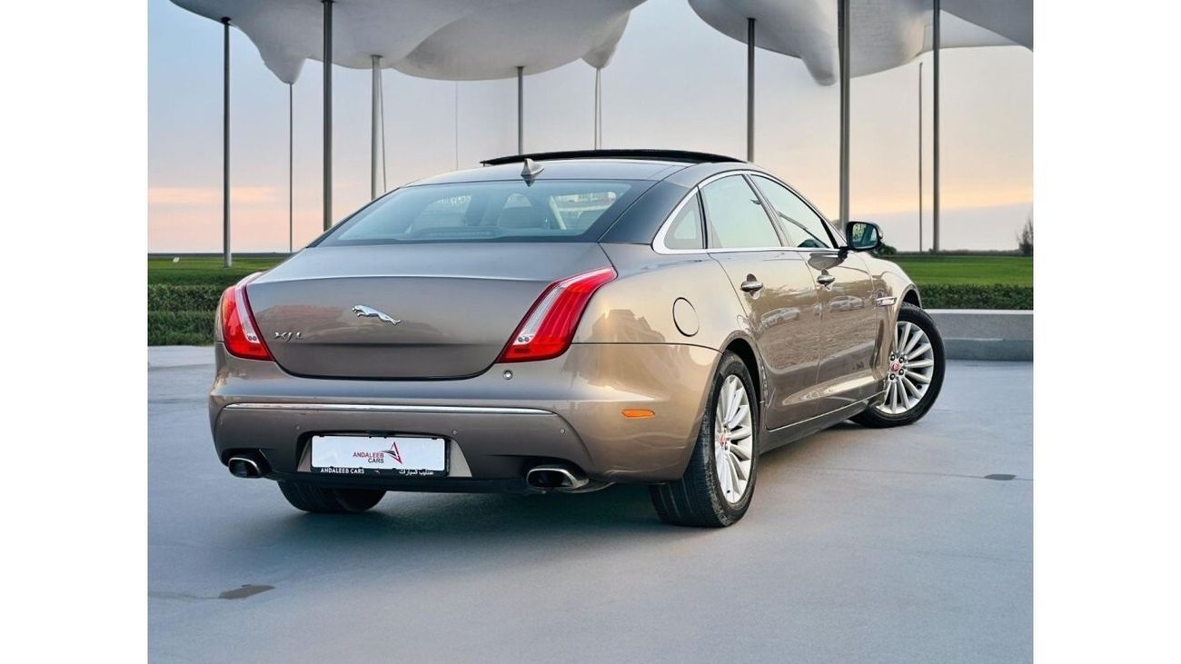 Jaguar XJ AED 980 PM | JAGUAR XJL  LUXURY | FULL AGENCY MAINTAINED | GCC SPECS | FIRST OWNER