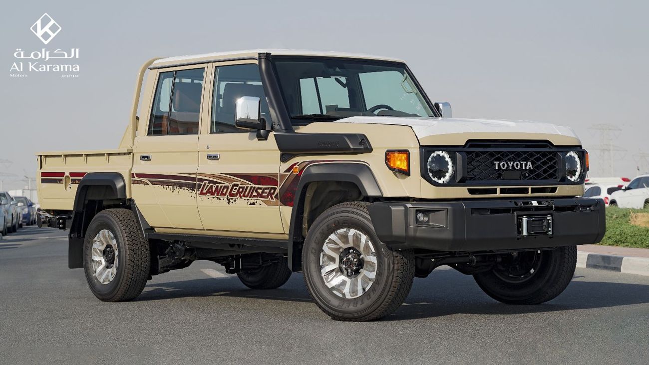 Toyota Land Cruiser Pick Up LC79 2.8L LX - 4x4 - Diff Lock - Rear Camera - Winch - Cruise Control - Full Option GCC