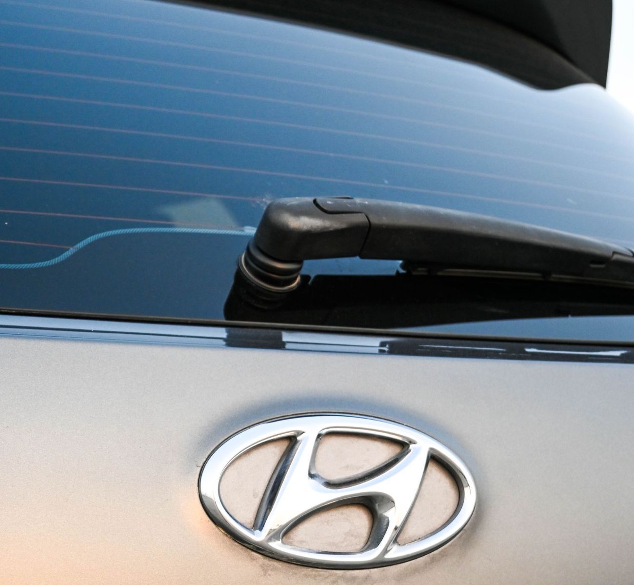 هيونداي سانتا في HYUNDAI SANTAFE _ GL 2.4L _ GCC IN EXCELLENT CONDITION