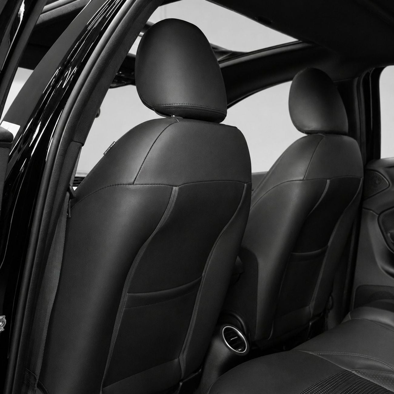 ألفا روميو جوليتا Veloce AED 765 P.M • 0% Downpayment •  Alfa Romeo Giulietta Veloce • 1 Year Warranty