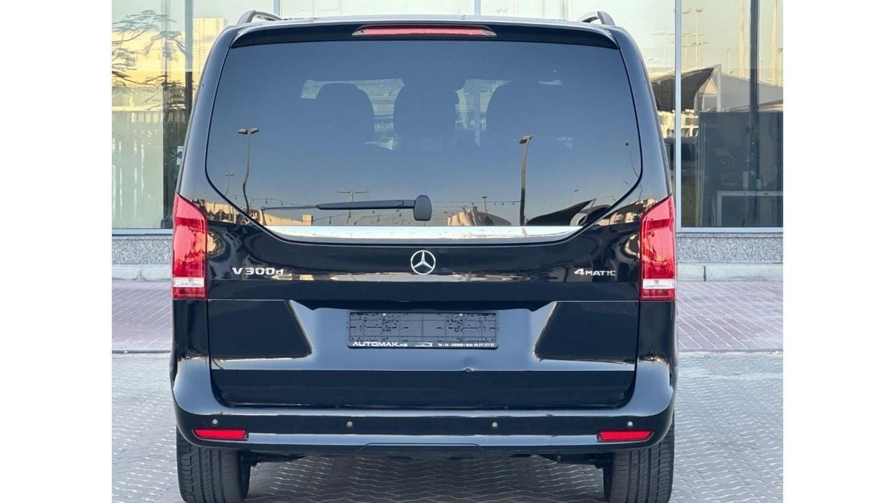 Mercedes-Benz V 300 V-300 deisel 2023 FULL OPITION // UNDER WARRANTY // ORGINAL PAINT // PERFECT CONDOITION