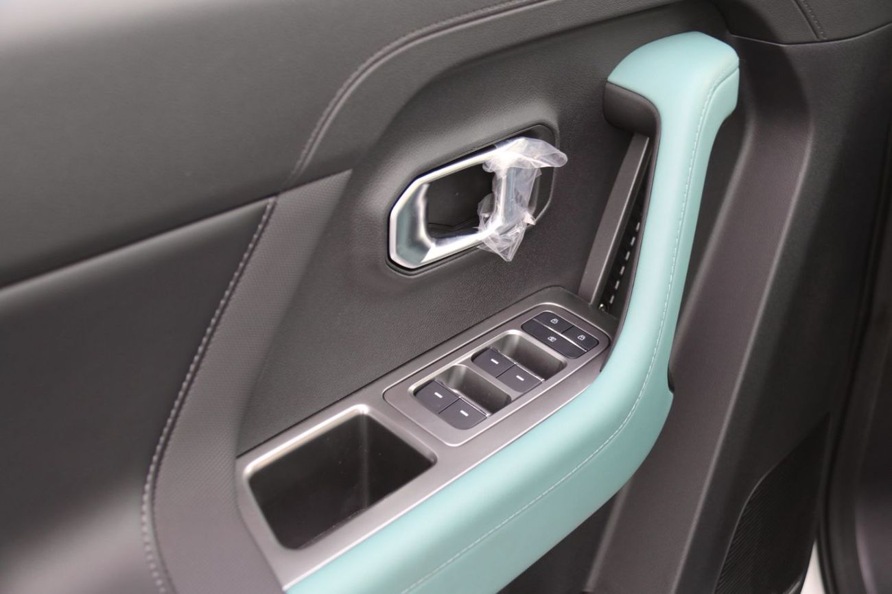 Jetour T1 JETOUR T1 2.0T 8AT LUX 5 SEATS 2026