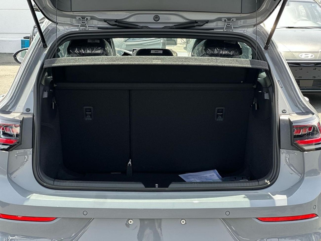 Volkswagen Golf R VOLKSWAGEN GOLF R