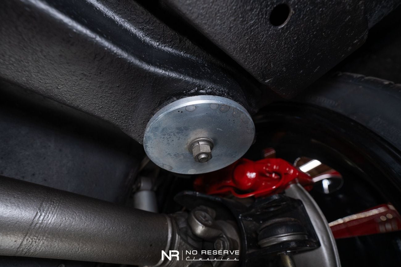 شيفروليه كورفت ZZ502 6 Speed Widebody Restomod