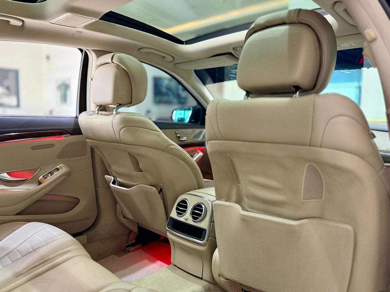 Mercedes-Benz S 500 Std 4.7L Mercedes S500 AMG II 2015 II Full Loaded