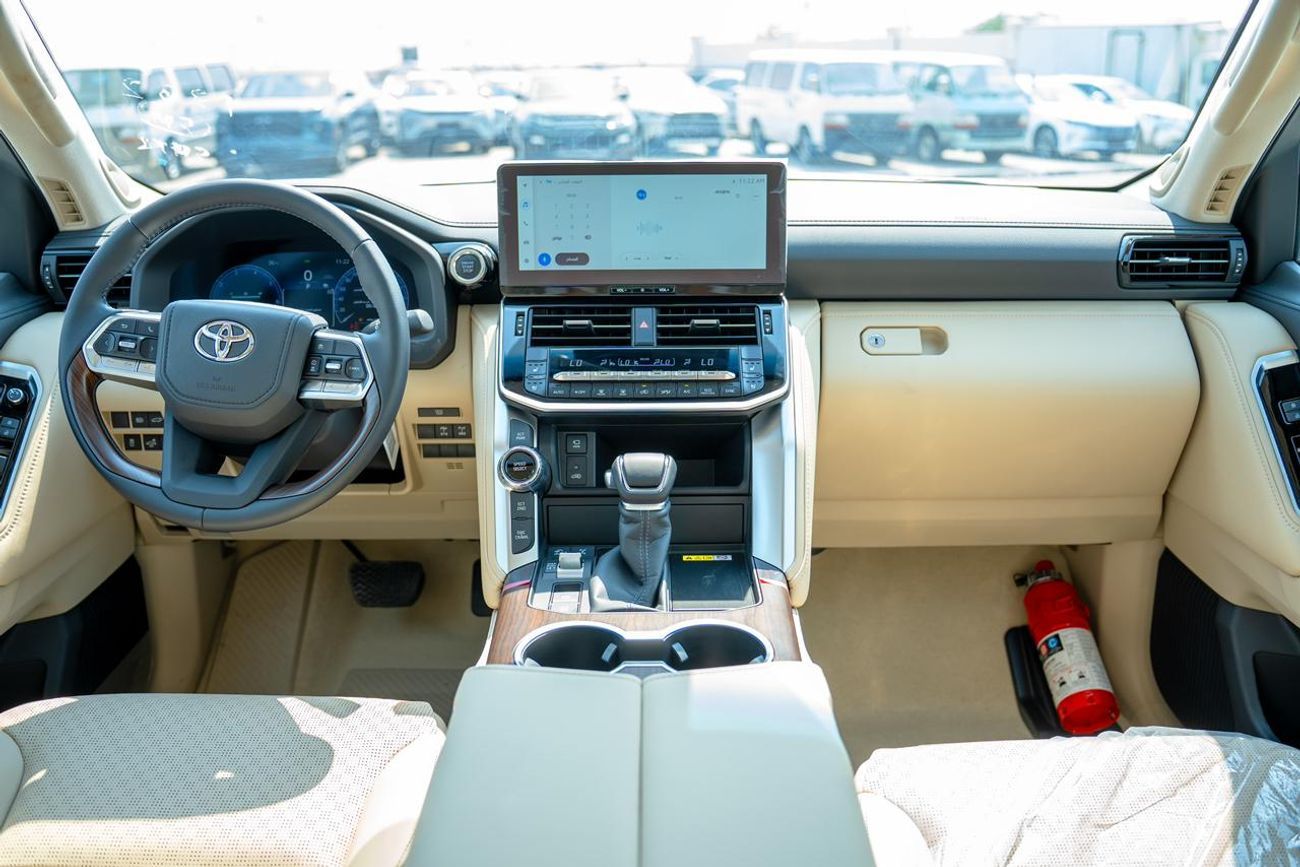 تويوتا لاند كروزر 2025 Toyota Land Cruiser VX 4.0L  V6 Petrol & Features