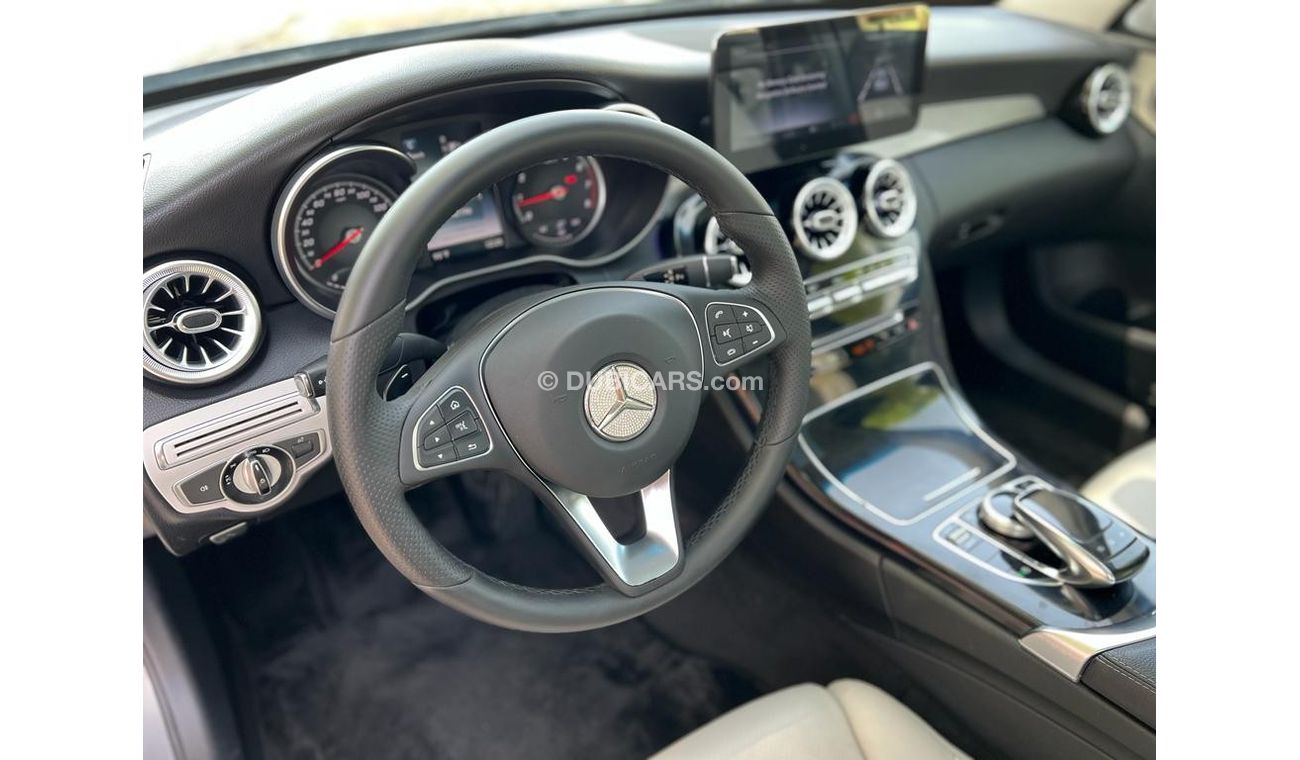 Mercedes-Benz C 300 Luxury MERCEDES BENZ C300 2015 KIT C63 AMG FULL OPTIONS IN LOW MILEAGE WITH DEALER WARRANTY