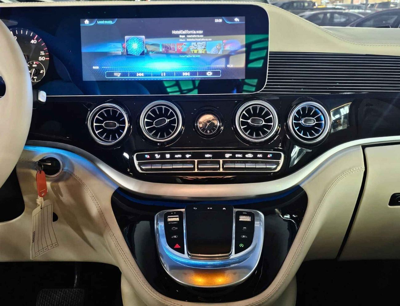 Mercedes-Benz Vito MAYBACH V4 DIESEL/ VIP CUSTOMIZATION/ LOT #14965