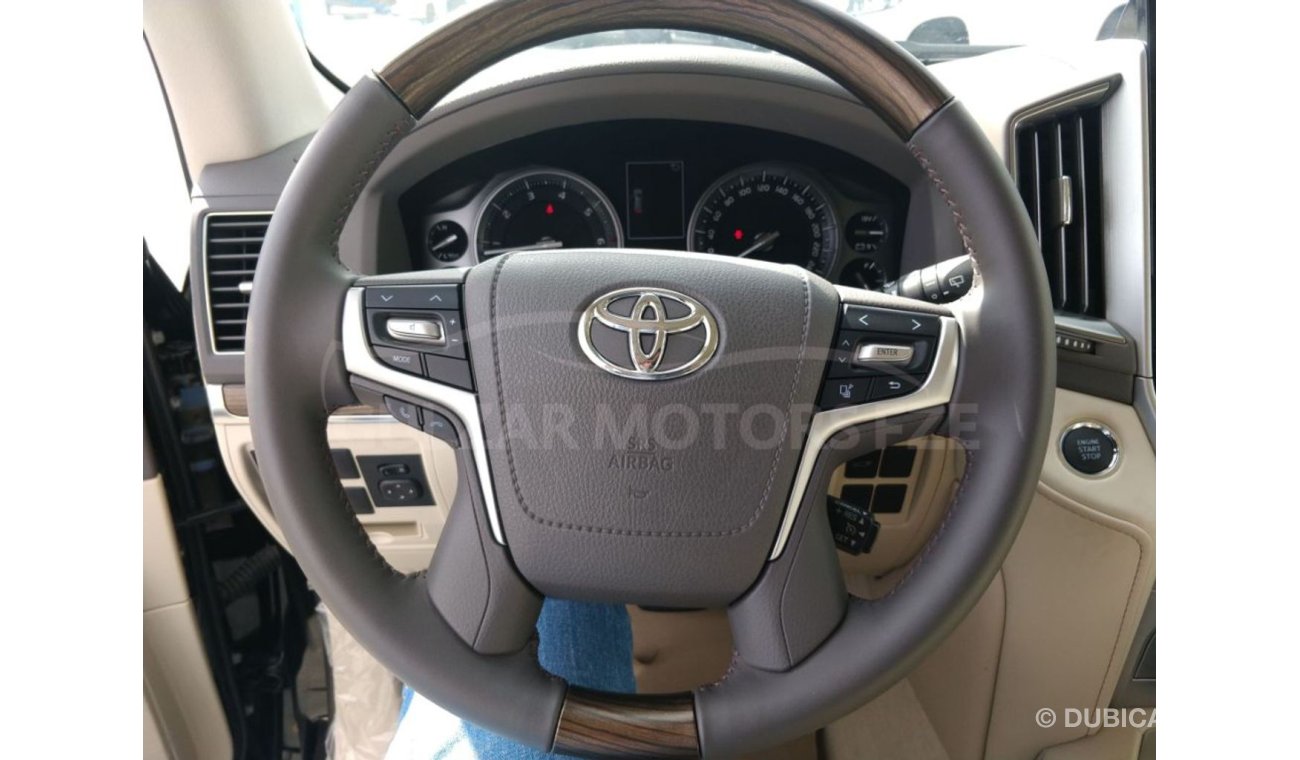 Toyota Land Cruiser 2020 4.6L VX with digital KM