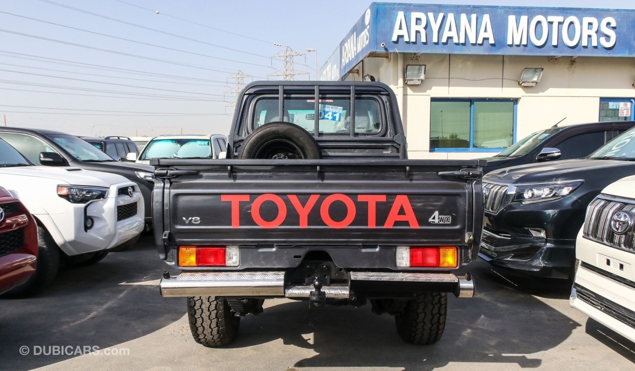 Toyota Land Cruiser Pick Up Diesel engine 1vD  Right Hand Drive Clean car