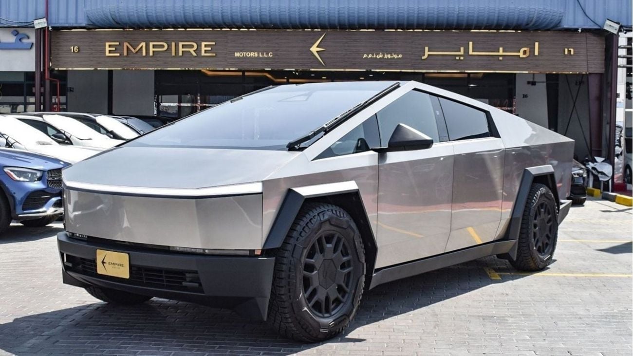 تسلا سايبرتراك Tesla Cybertruck / 2024