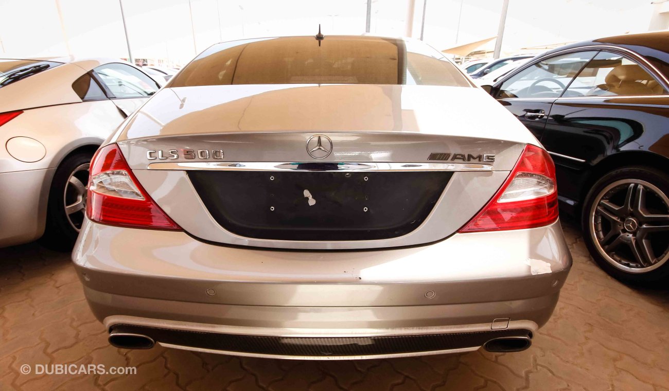 Mercedes-Benz CLS 500