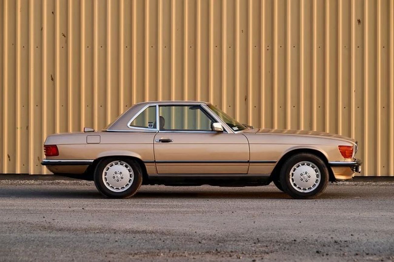 Mercedes-Benz SL 560