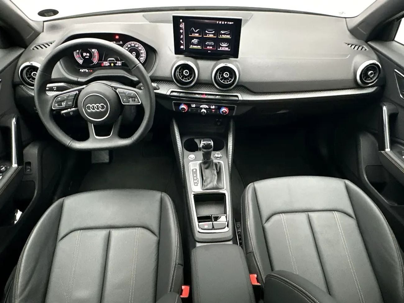 أودي Q2 35 TFSI BLACK