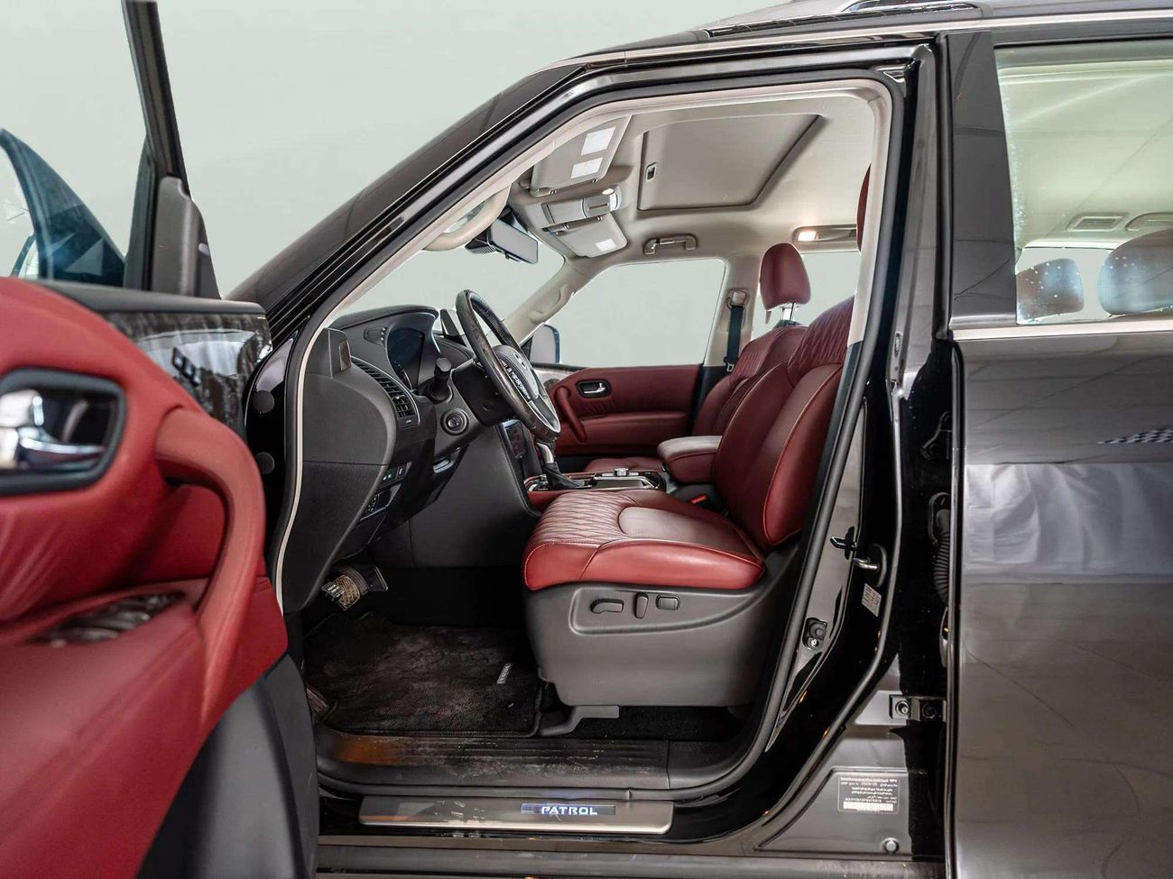 Nissan Patrol LE Platinum City 5.6L LE PLATINUM CITY 5.6