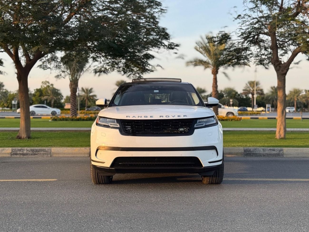 لاند روفر رينج روفر فيلار GL P250 S 2.0L Petrol