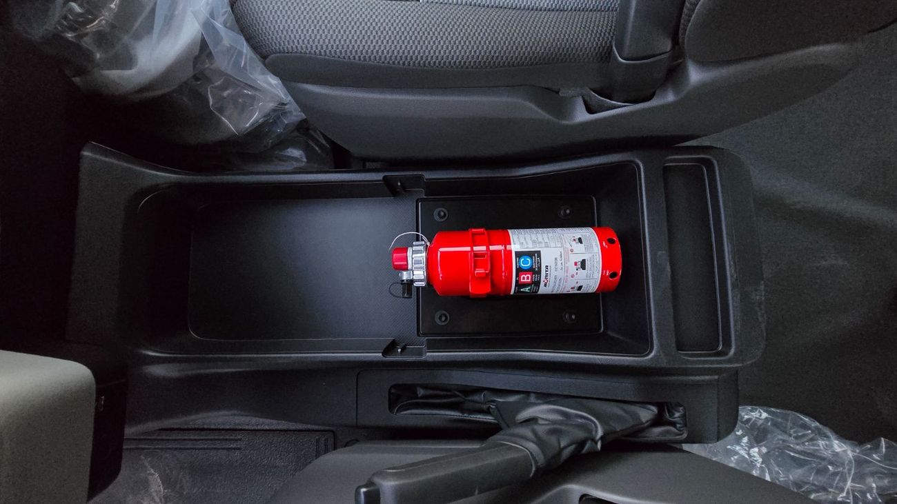 Toyota Hiace TOYOTA HIACE HIGHROOF A/T 3.5L GASOLINE 13 SEATER