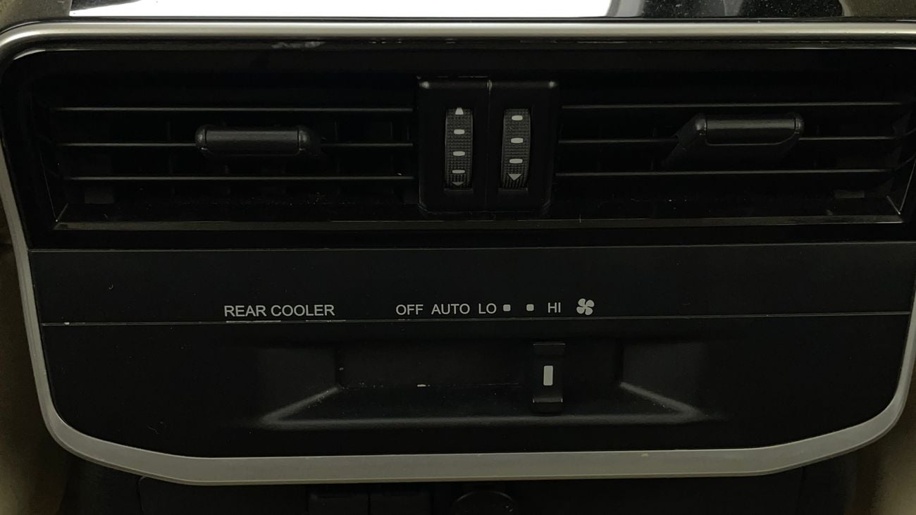 تويوتا لاند كروزر EXR 4 | بدون دفعة مقدمة | اختبار القيادة في المنزل