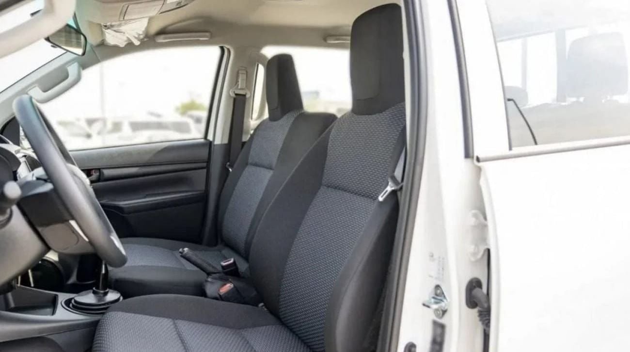 تويوتا هيلوكس DLX TOYOTA HILUX 2.4L DIESEL MT 2023