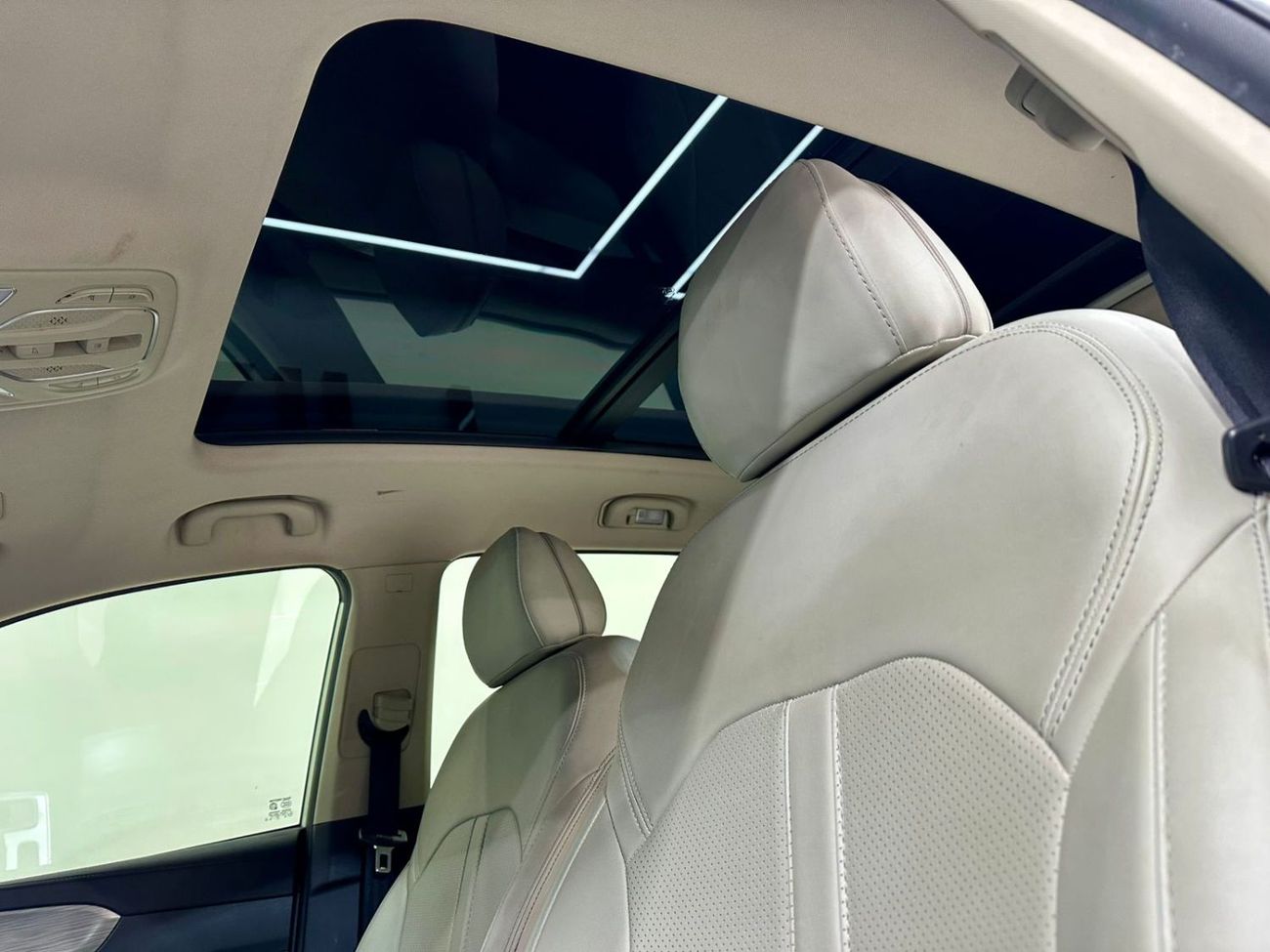 MG RX5 AED 1,018 / Monthly l  0% Down Payment l MG RX 5 l Under Warranty l FREE REG - END OF YEAR OFFER