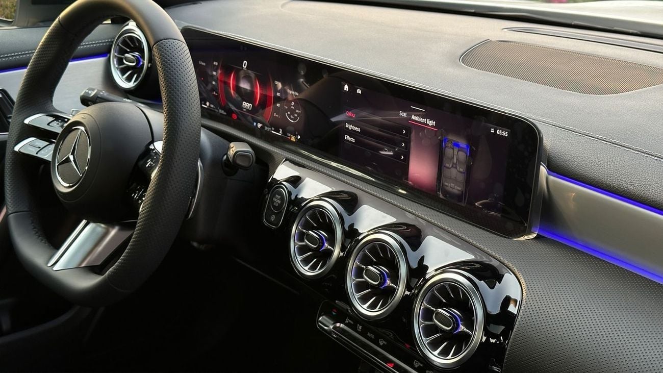 مرسيدس بنز CLA 200 2026 Full options AMG Package 0 km Agency Warranty