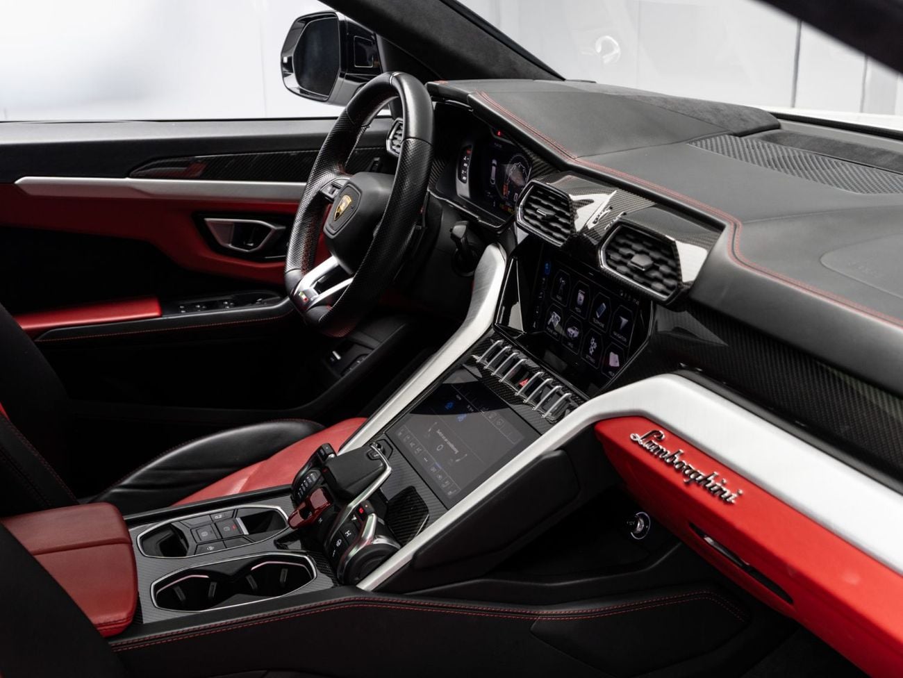 لامبورغيني اوروس STD, 2021 Lamborghini Urus, 4.0L TC V8, AWD, 650bhp, 8 Speed Automatic