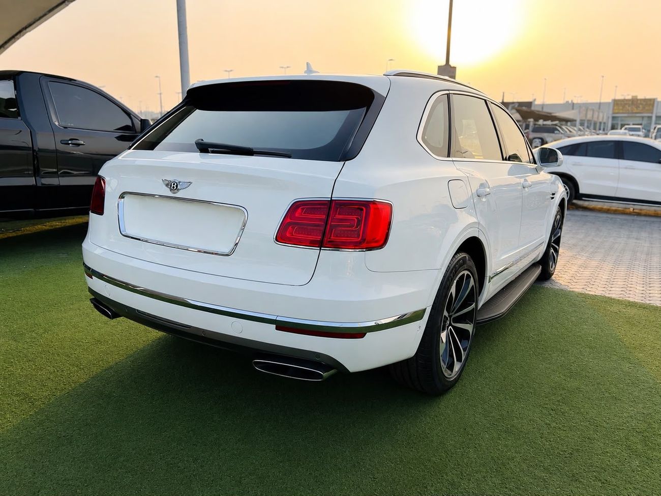 بنتلي بينتايجا FIRST EDITION .2017.ENGINE 6.0L /V12