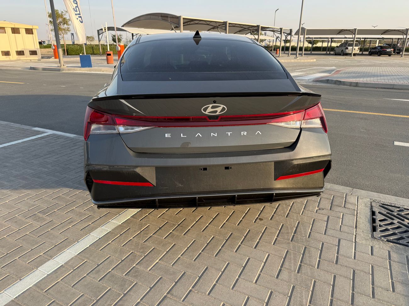 هيونداي إلانترا