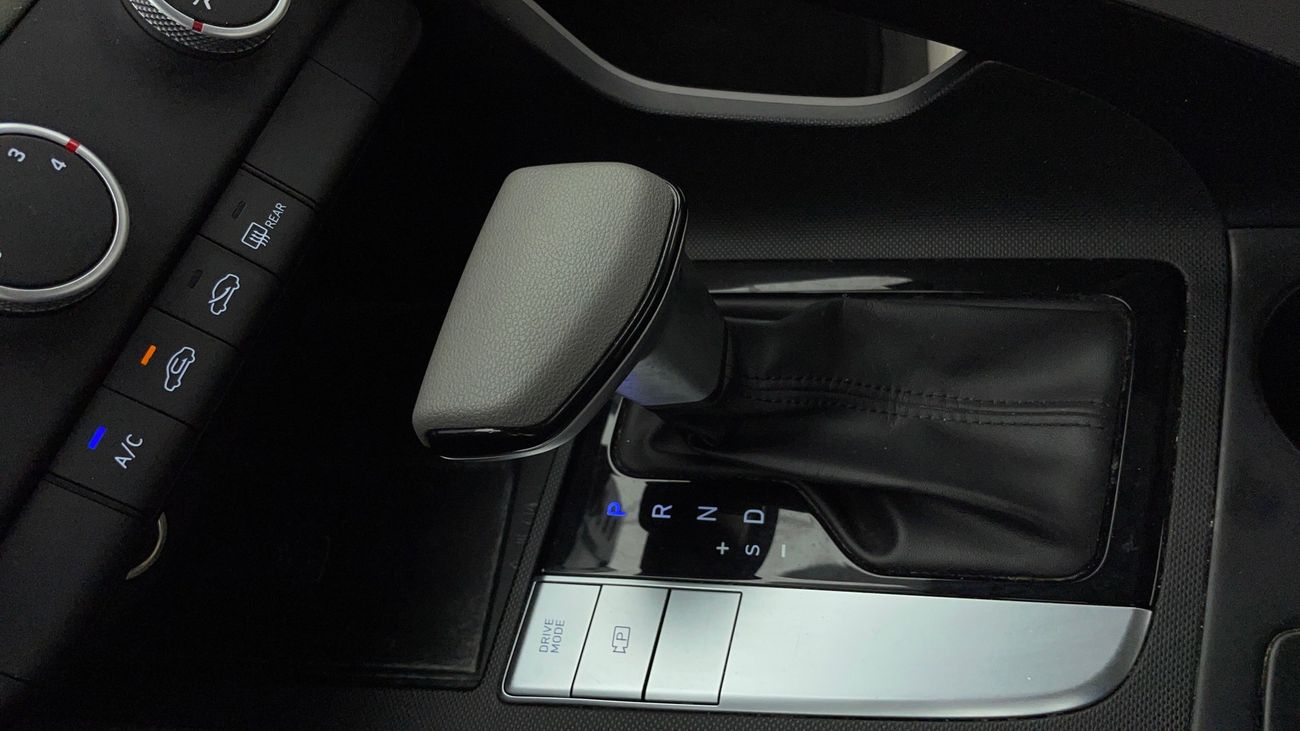 هيونداي إلانترا SMART 1.6 | بدون دفعة مقدمة | اختبار القيادة في المنزل