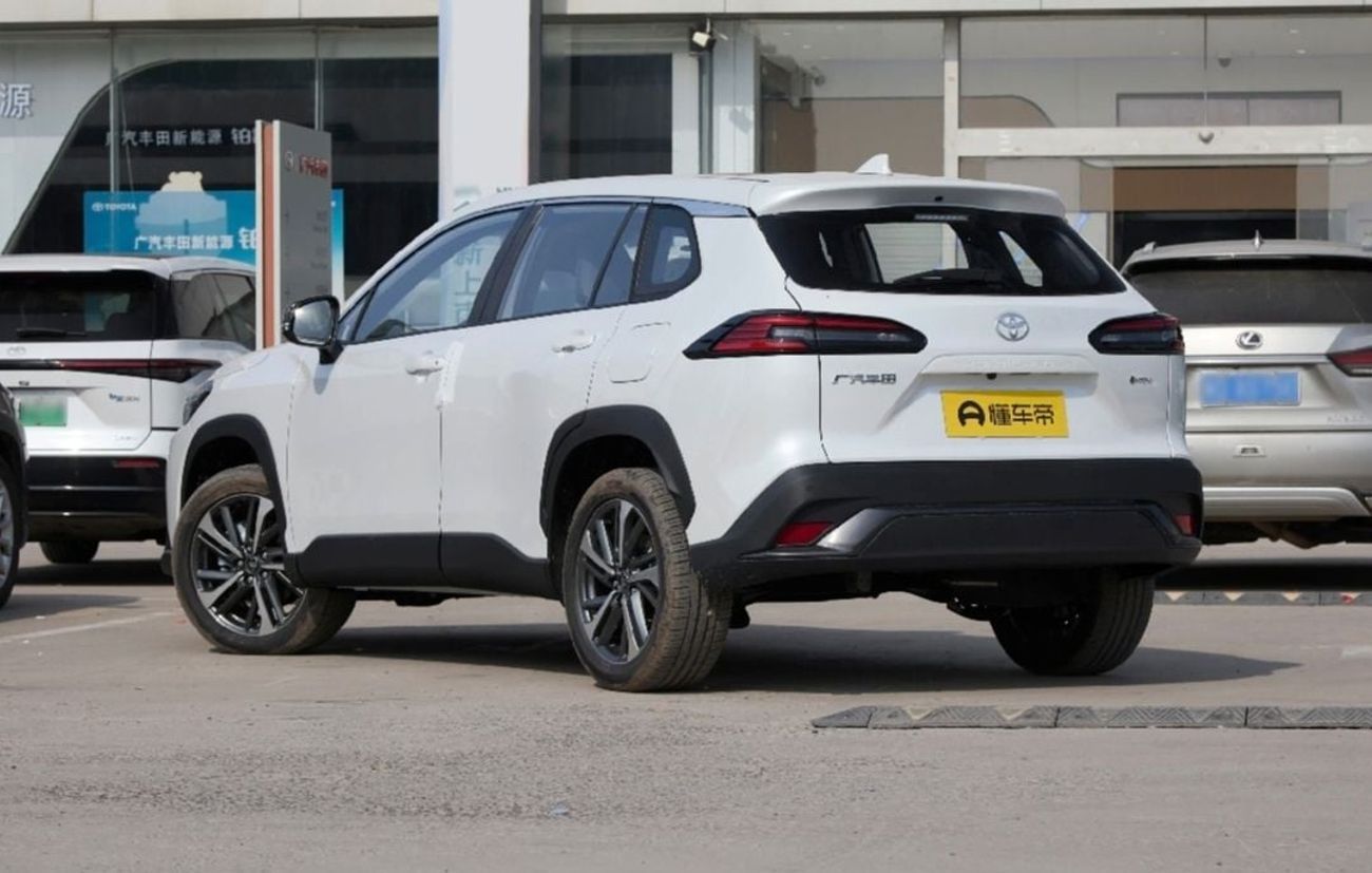 تويوتا فرونتلاندر Luxury Plus