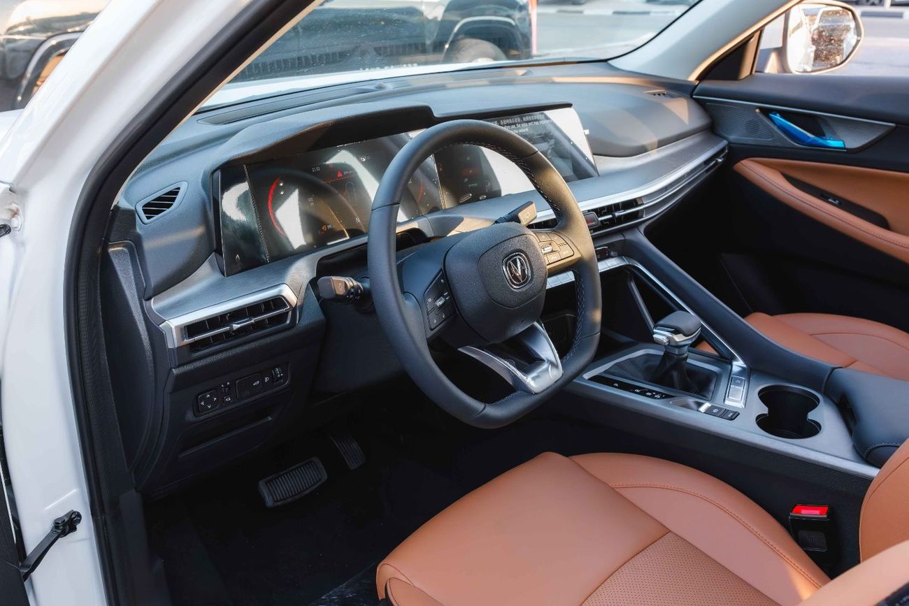 تشنجان CS35 Changan Cs35 PLUS 1.4T 2026 (White) FOR EXPORT