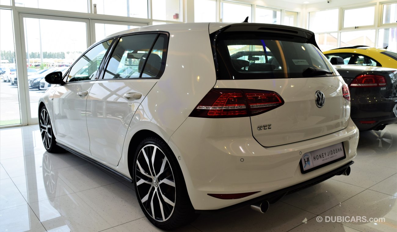 Volkswagen Golf GTI