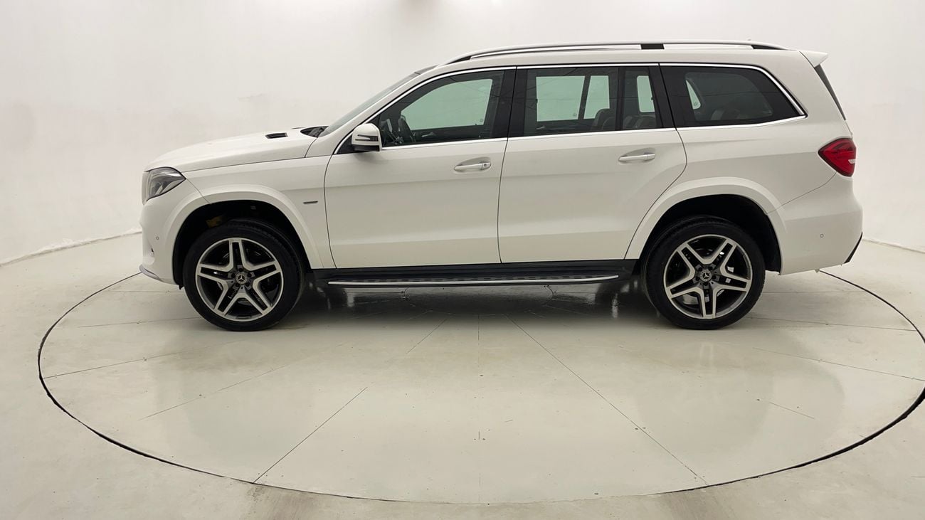 مرسيدس بنز GLS 400 AMG PACK 3 | بدون دفعة مقدمة | اختبار القيادة في المنزل