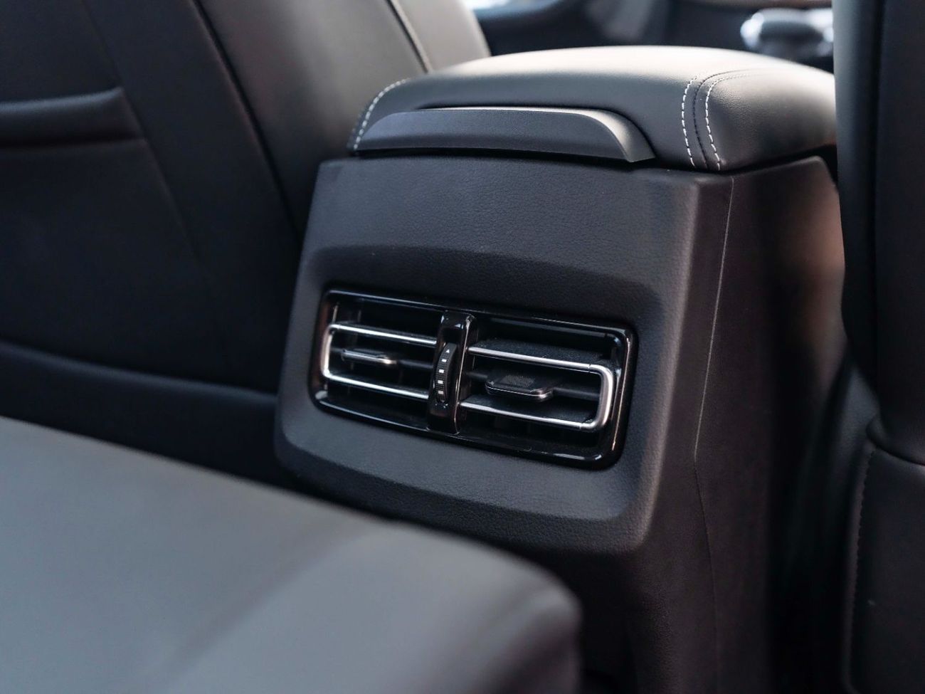 Jetour X70 Plus Luxury 1.6T