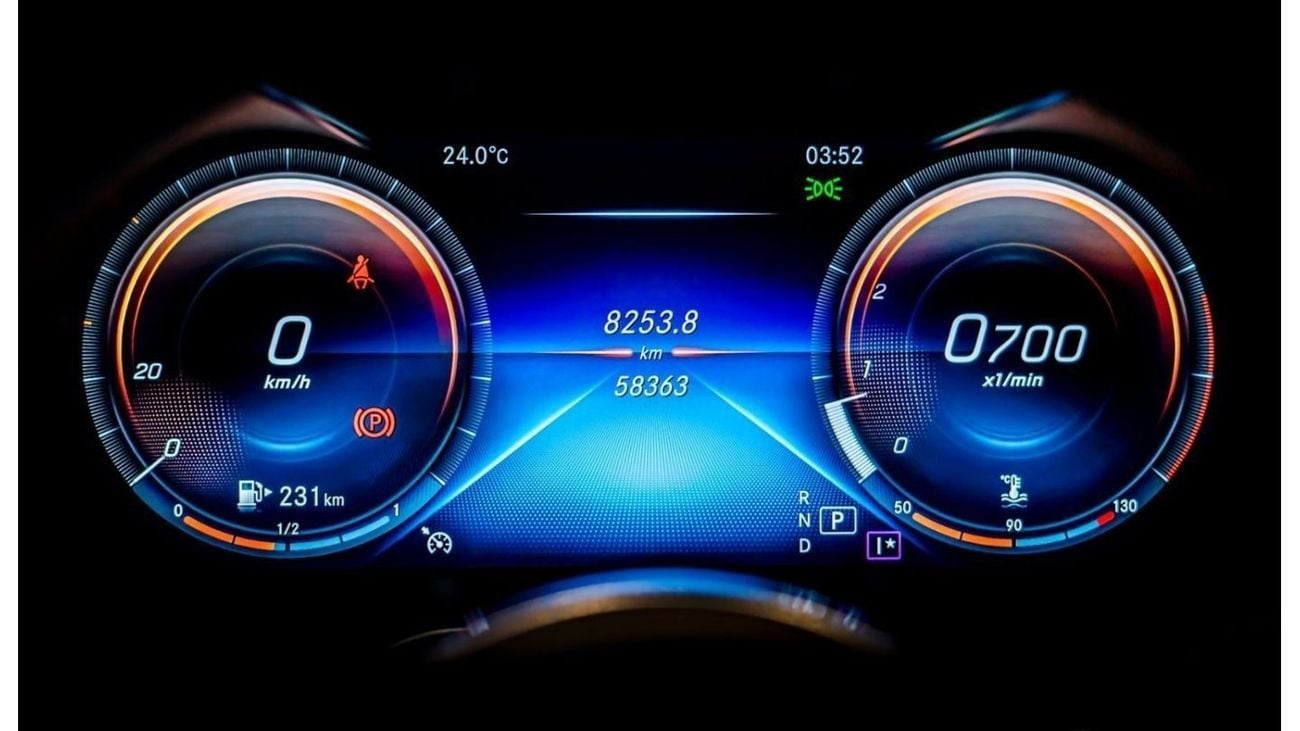 Mercedes-Benz GLC 200 Premium 2022 Mercedes GLC 200 4-Matic, Gargash Warranty, Low KMs, GCC