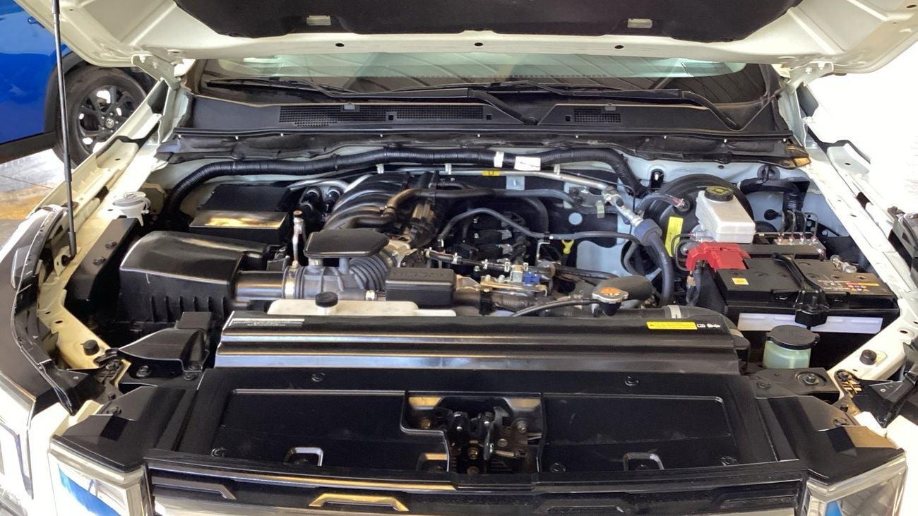 نيسان إكستيرا 2.5 4WD PLATINUM AUTO | شامل الضمان | 0 ﺪﻔﻋﺓ ﺃﻮﻟﻯ
