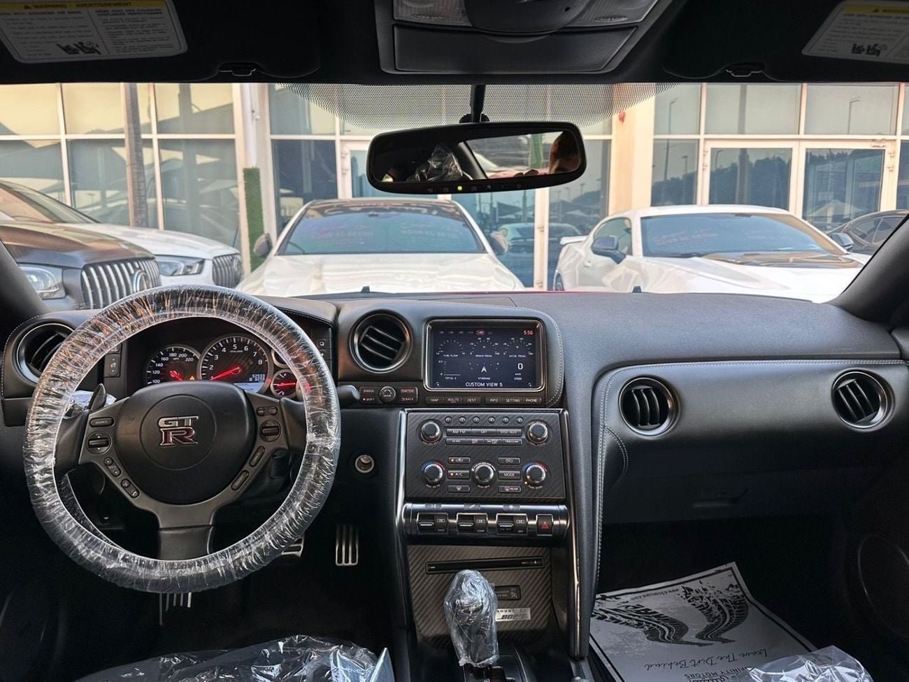 نيسان جي تي ار BLACK EDITION نیسان جي تي ار بريميوم 2015  كلين تايتل بدون حوادث صبغ وكالة بحالة الوكالة لون مميز ( 