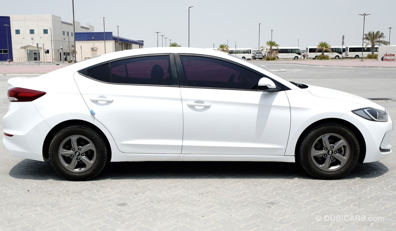 Hyundai Avante USED IN GOOD CONDITION WITH DELIVERY OPTION FOR EXPORT ONLY(Code : 96029)