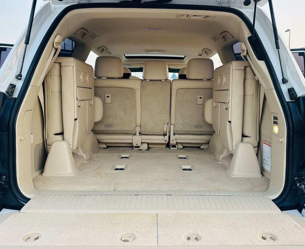 Lexus LX 570