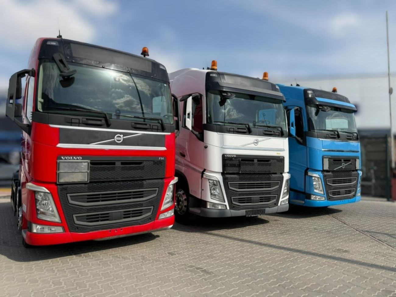 Volvo 460 VOLVO FH 460 CERTIFIED TRUCK GLOBETROTTER XL SLEEPER CAB