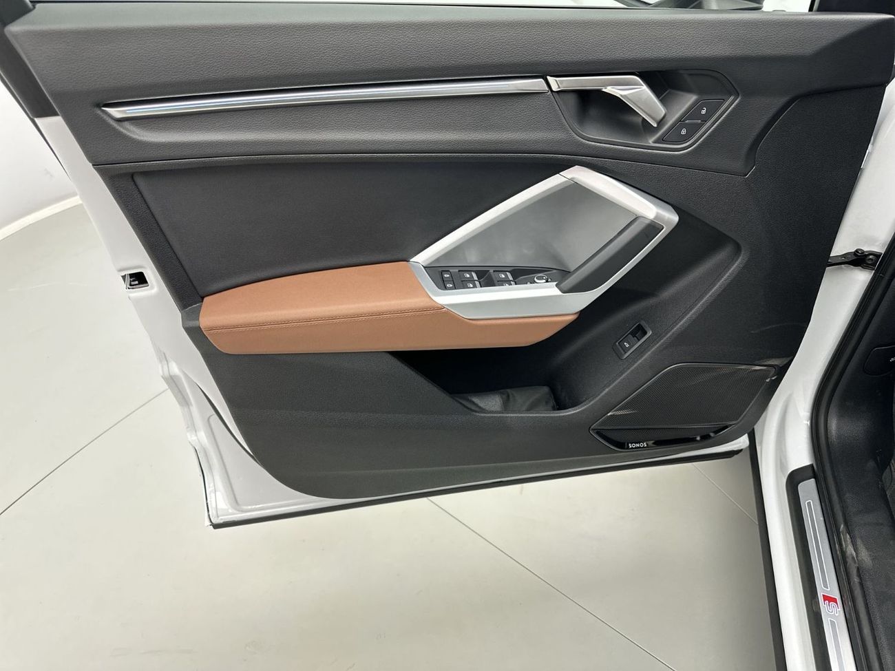 أودي Q3 Sportback 40 TFSI quat 180hp S line (Ref# 07049)