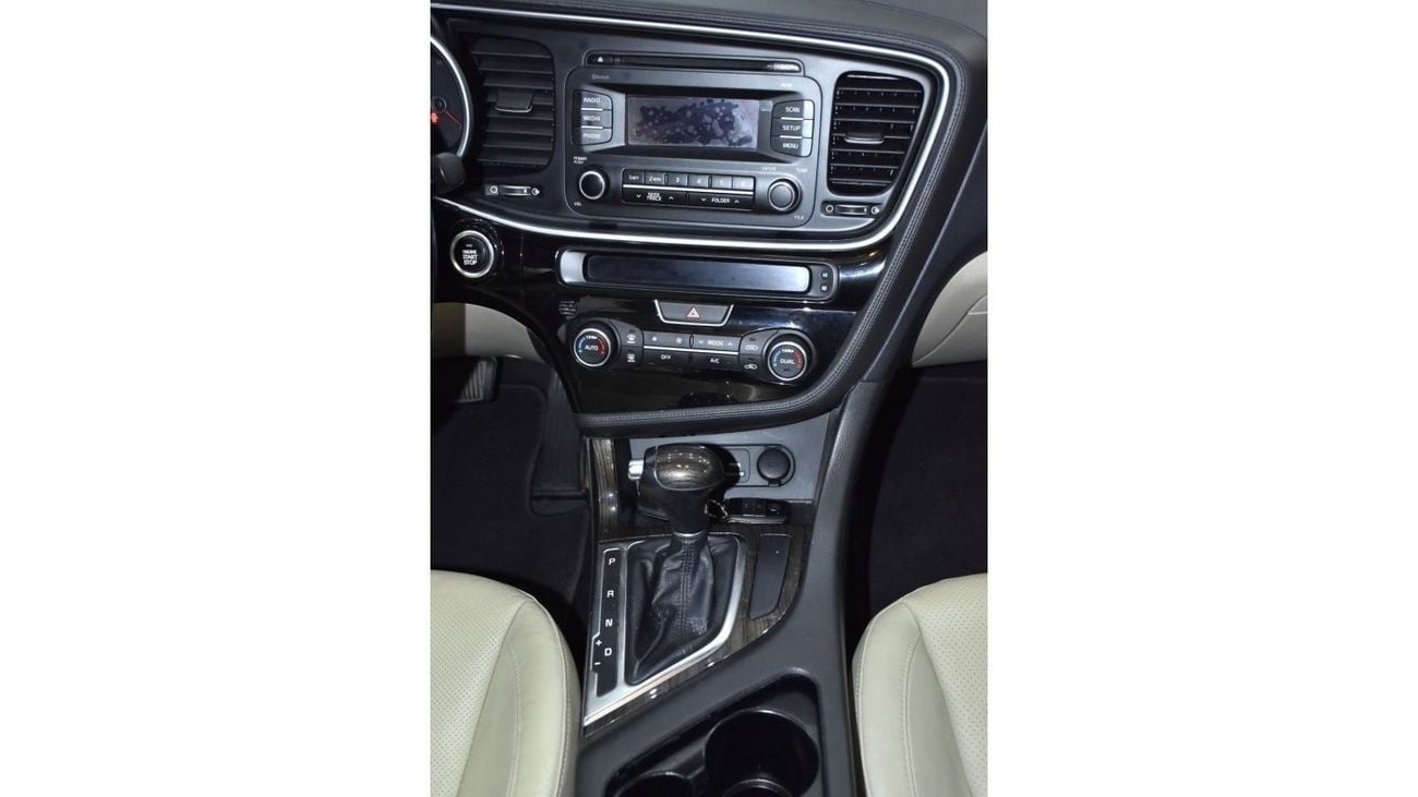 Kia Optima EXCELLENT DEAL for our KIA Optima ( 2016 Model ) in White Color GCC Specs