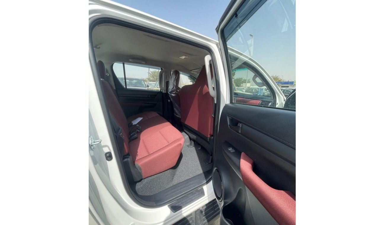 تويوتا هيلوكس 2021YM Hilux 2.7L MT with steel bumper and power windows