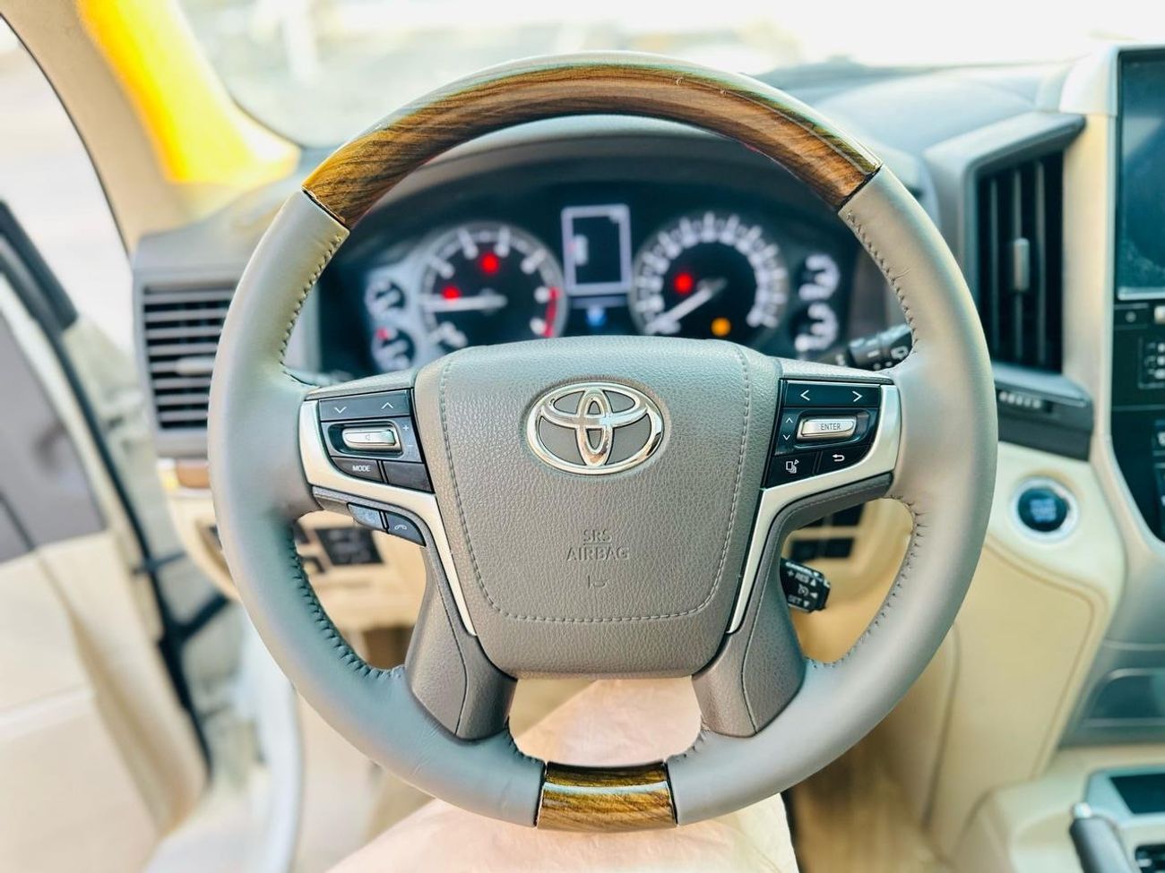 تويوتا لاند كروزر GXR+ 4.0L